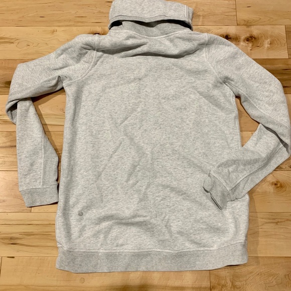 Lululemon Sweatshirt - Picture 2 of 3